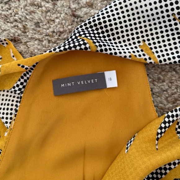 MINT VELVET Clementine Ruffle Wrap Dress
 size US 14 UK 18 - Picture 11 of 12